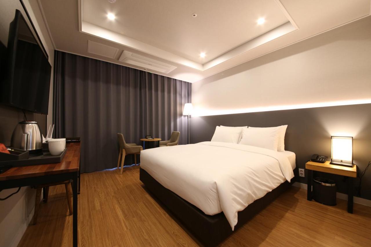 The Mains Hotel Cheonan Exterior photo