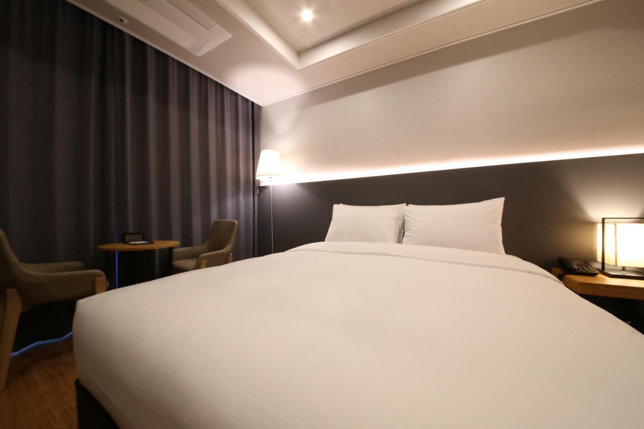 The Mains Hotel Cheonan Exterior photo