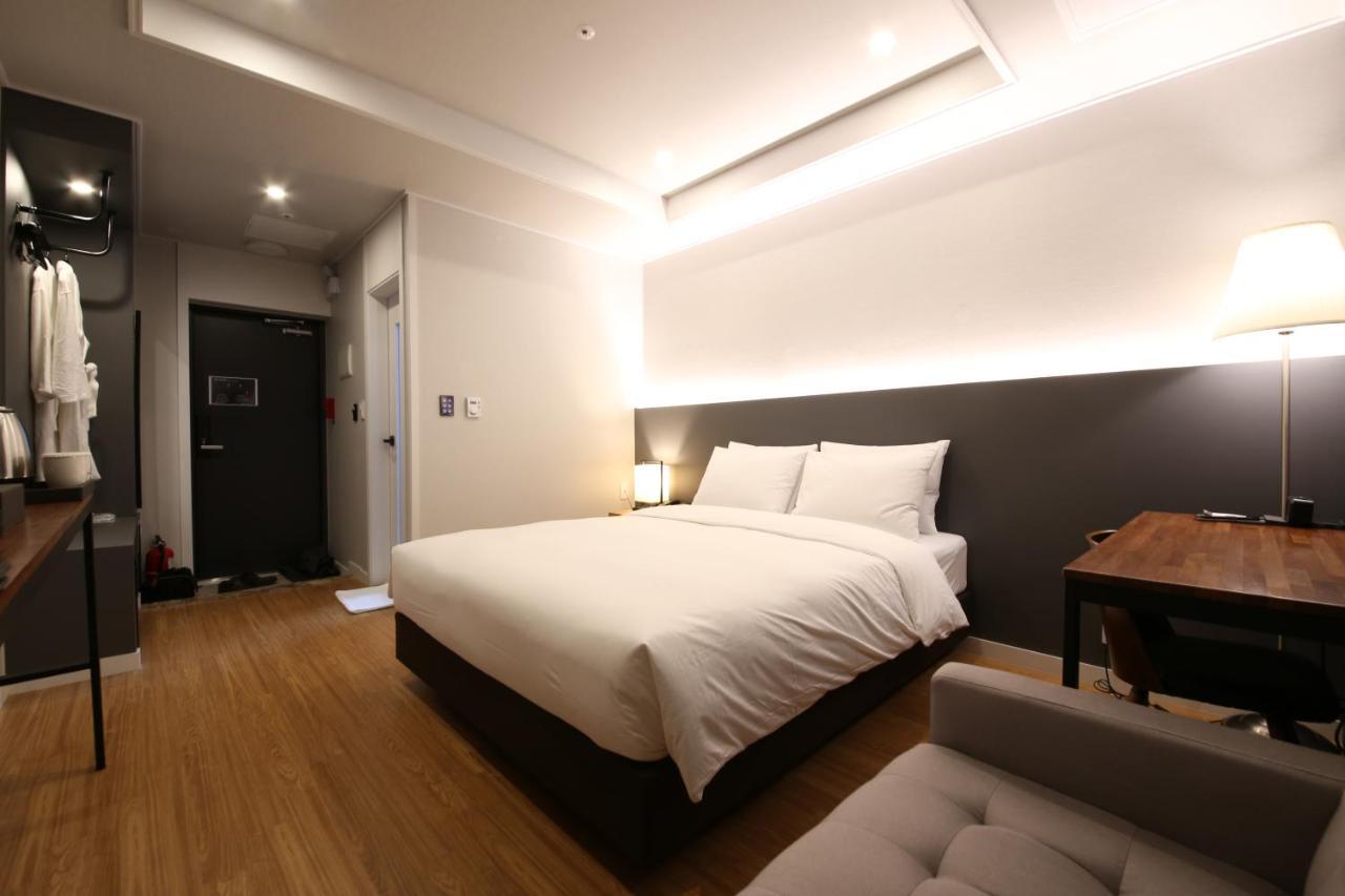The Mains Hotel Cheonan Exterior photo
