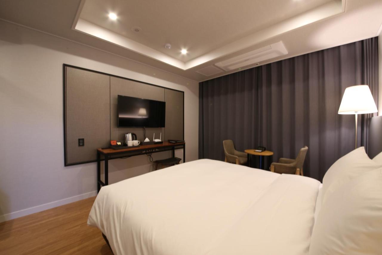 The Mains Hotel Cheonan Exterior photo