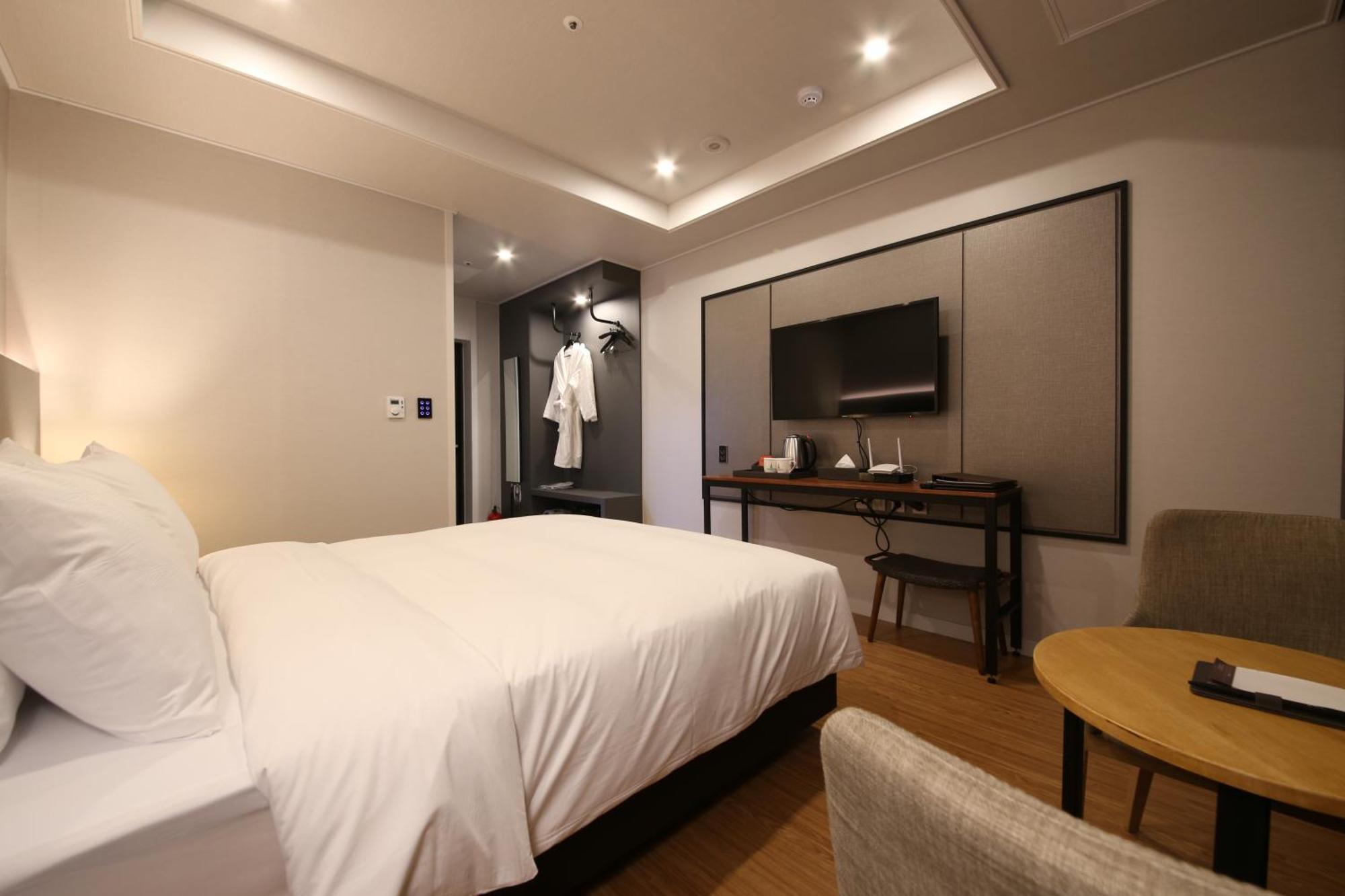 The Mains Hotel Cheonan Exterior photo